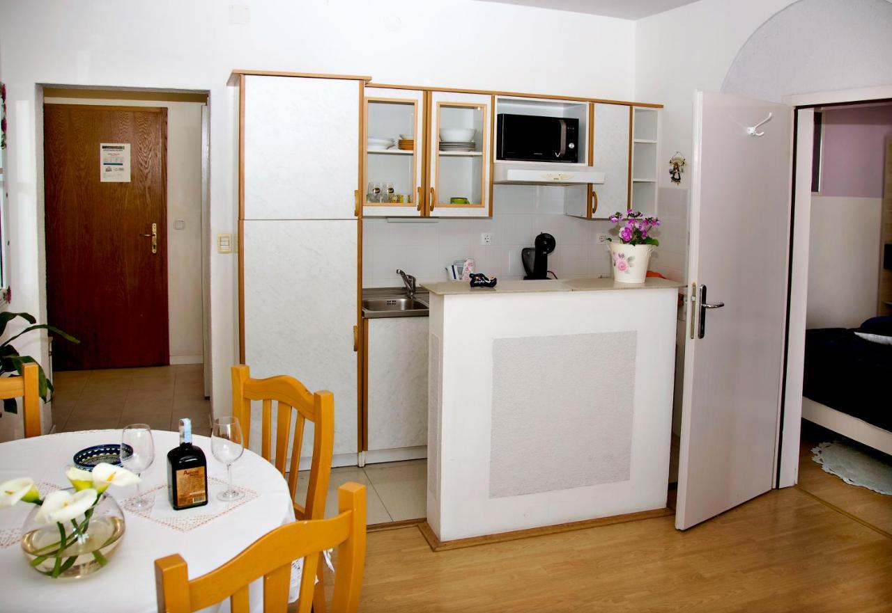 Apartmani Gloria Бродарица Экстерьер фото