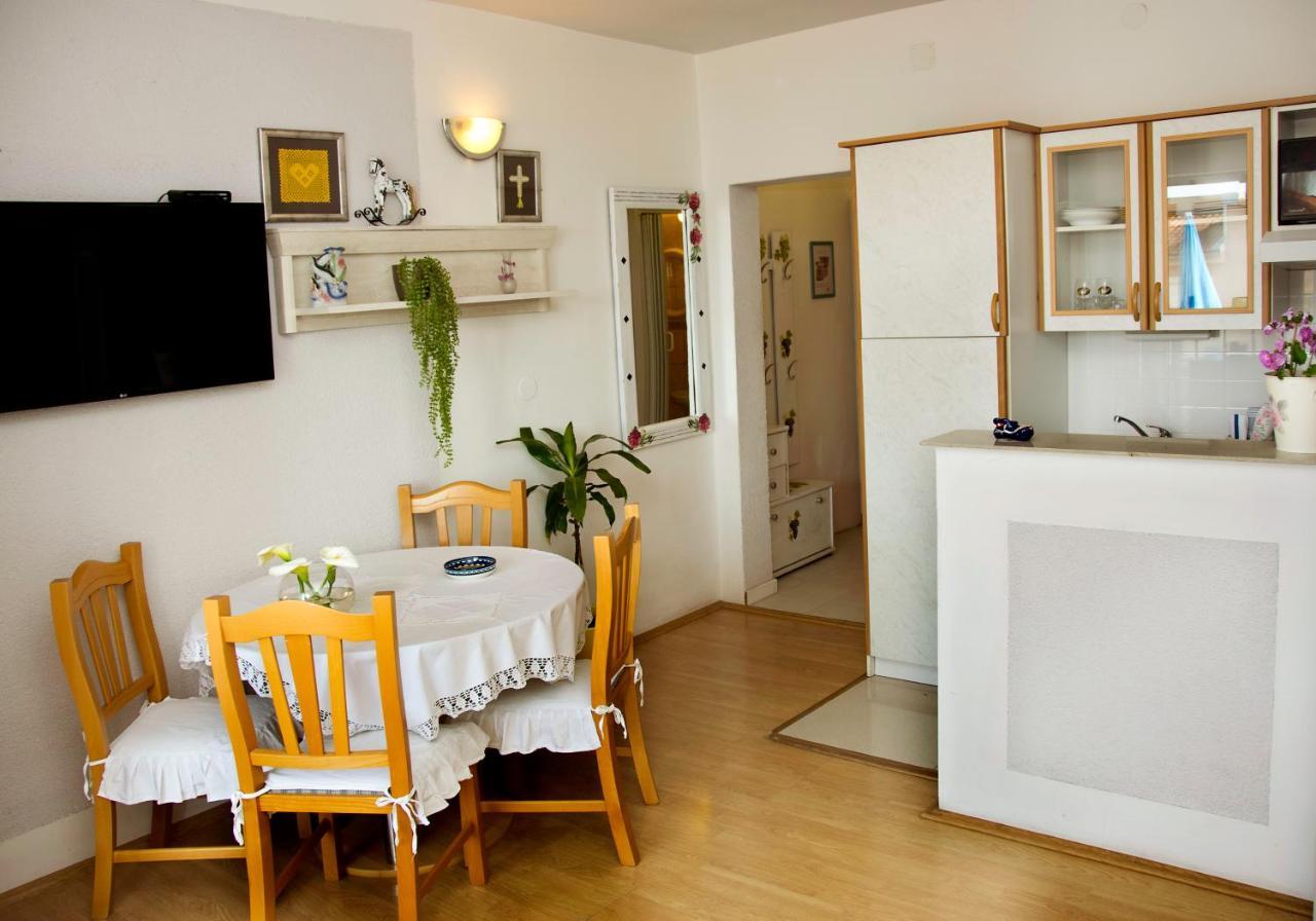 Apartmani Gloria Бродарица Экстерьер фото