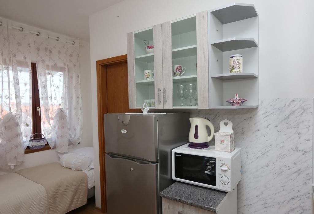 Apartmani Gloria Бродарица Экстерьер фото