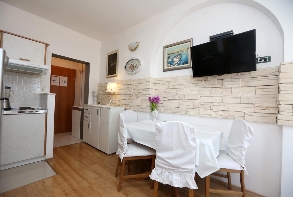 Apartmani Gloria Бродарица Экстерьер фото