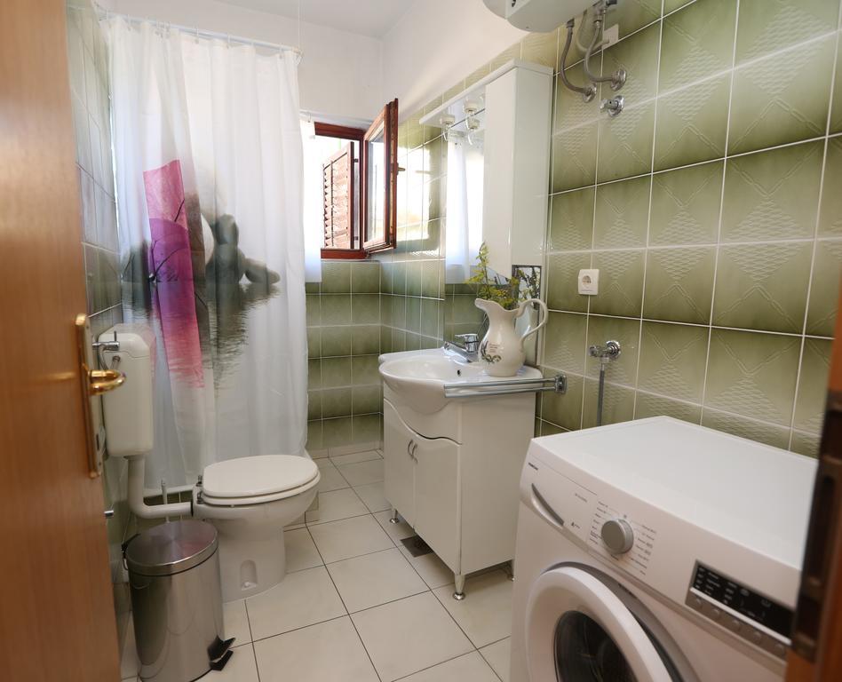Apartmani Gloria Бродарица Экстерьер фото